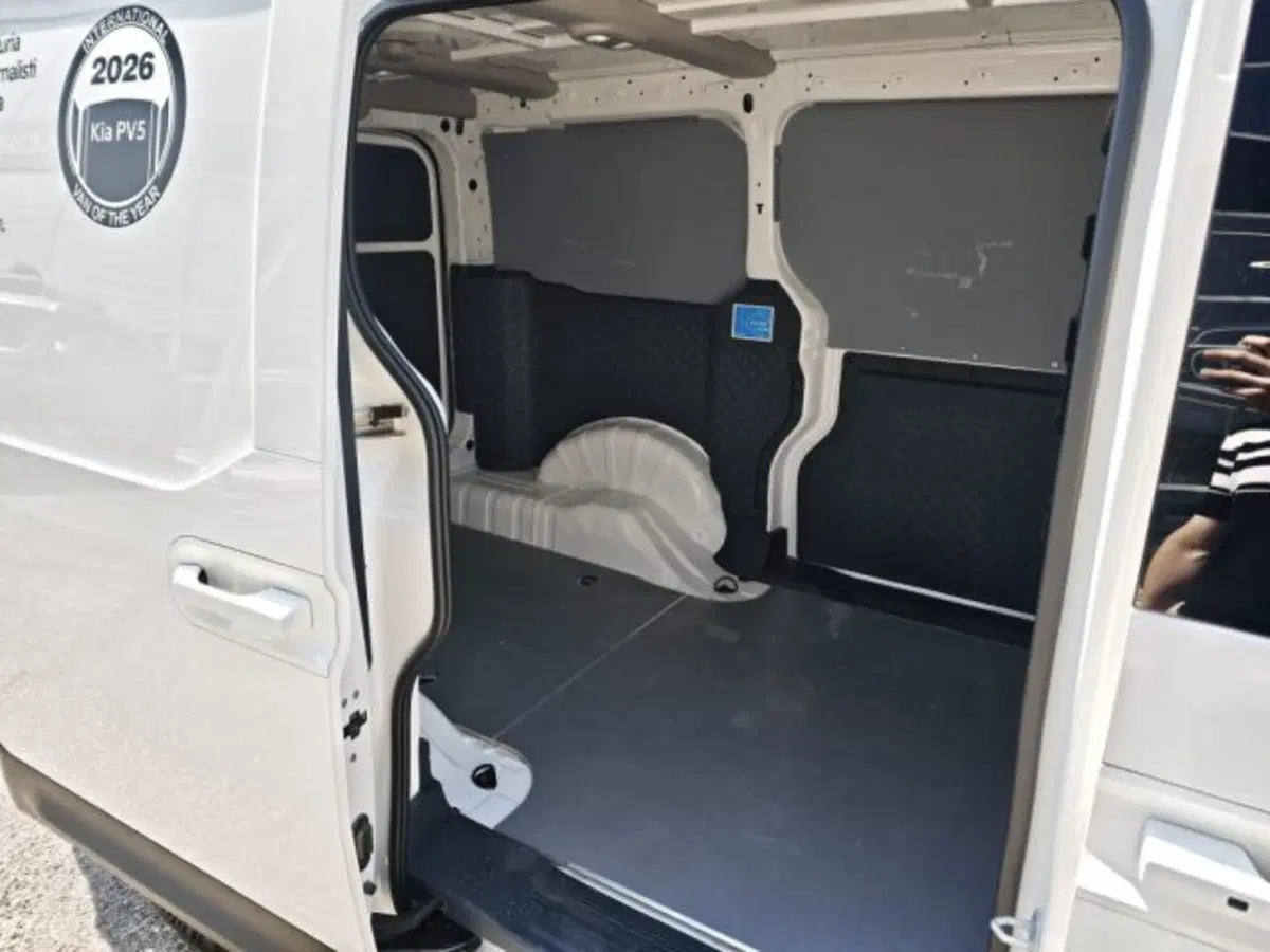 Kia PV5 Furgone usata a Vicenza (10)