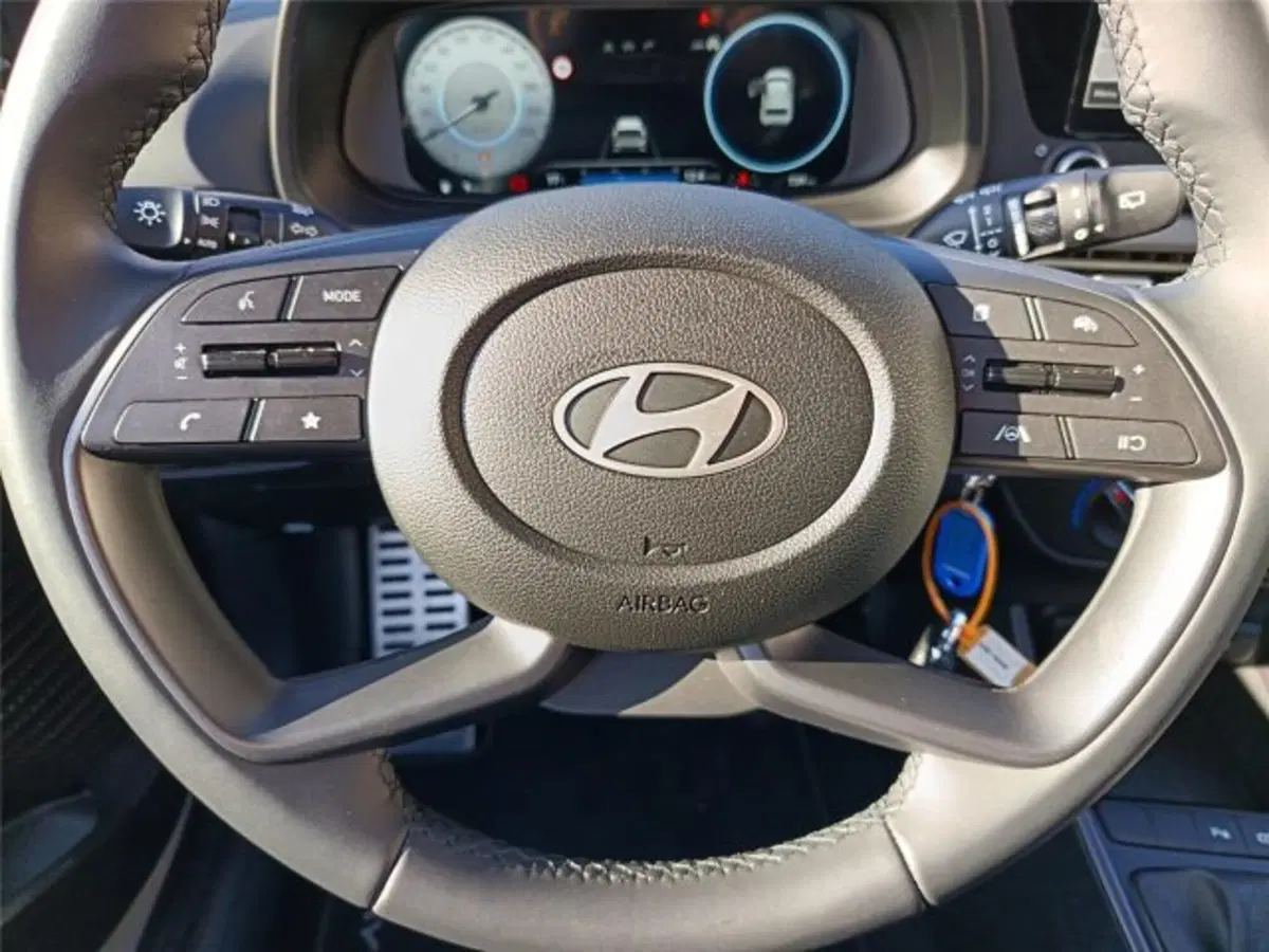 Hyundai Bayon usata a Bari (15)