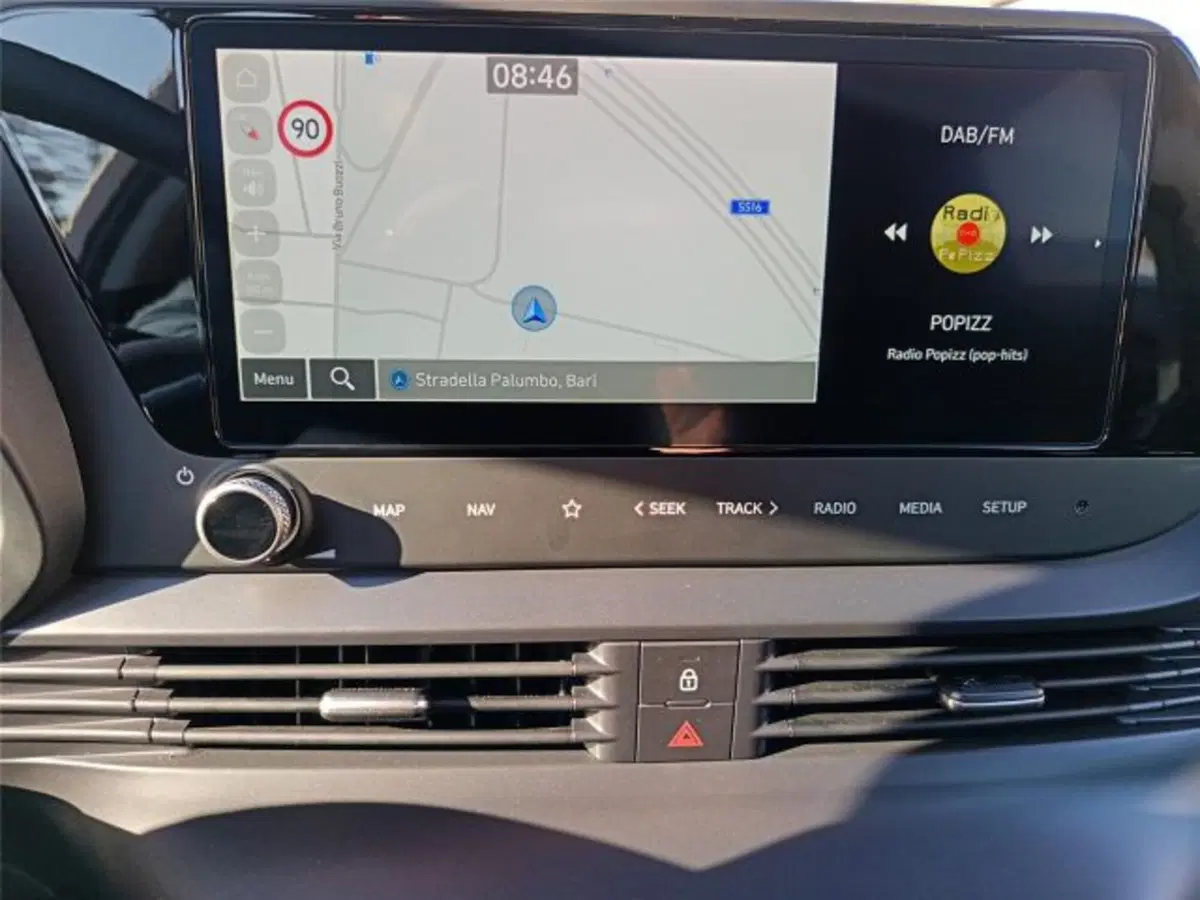 Hyundai Bayon usata a Bari (17)