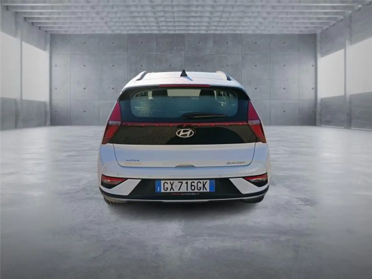 Hyundai Bayon usata a Bari (5)