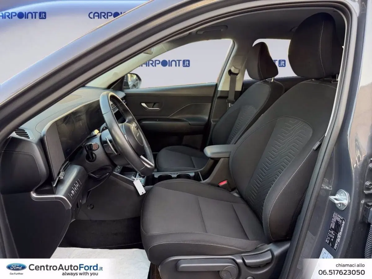 Hyundai Kona usata a Roma (9)