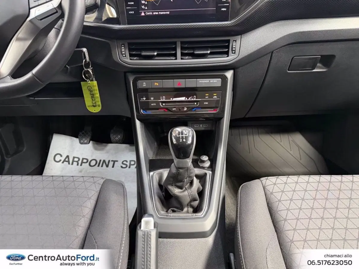 Volkswagen T-Cross usata a Roma (11)