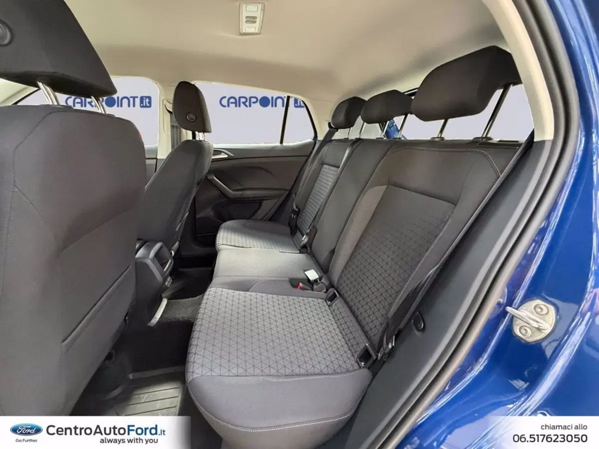 Volkswagen T-Cross usata a Roma (13)
