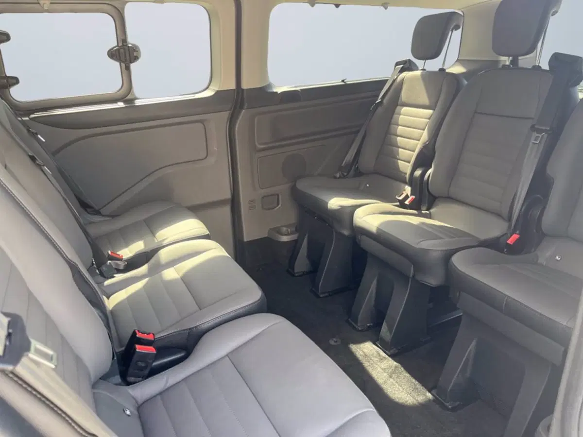 Ford Tourneo Custom usata a Milano (13)