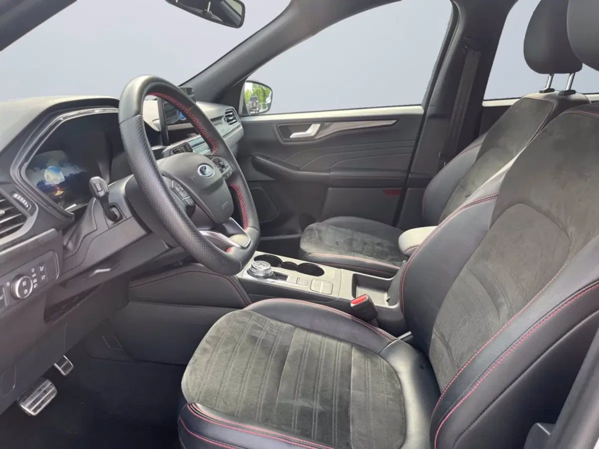 Ford Kuga usata a Milano (10)
