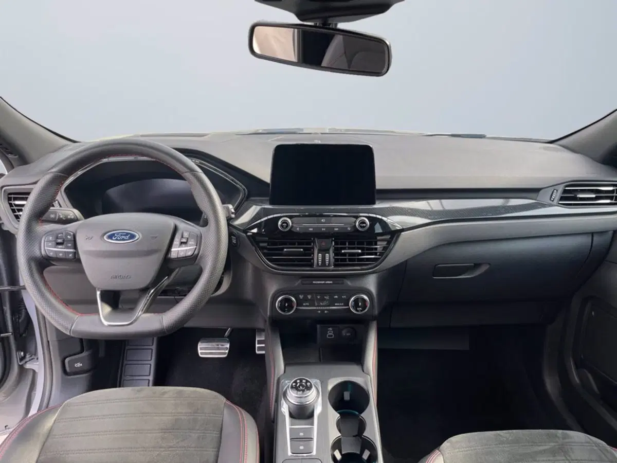Ford Kuga usata a Milano (11)