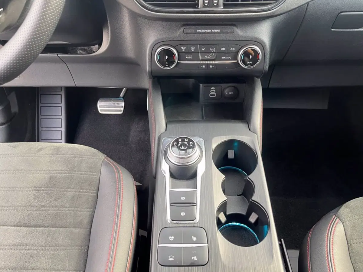 Ford Kuga usata a Milano (16)