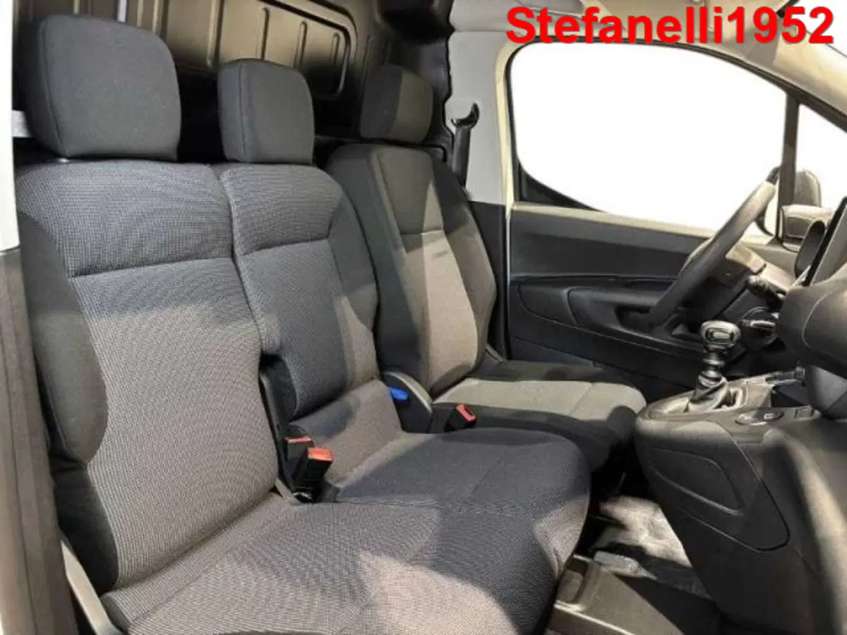 Citroen Berlingo Furgone nuova a Bologna (16)