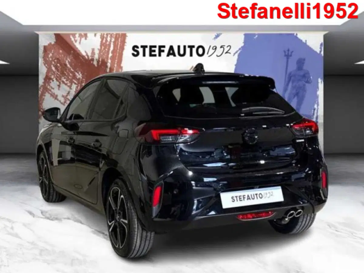 Opel Corsa nuova a Bologna (5)