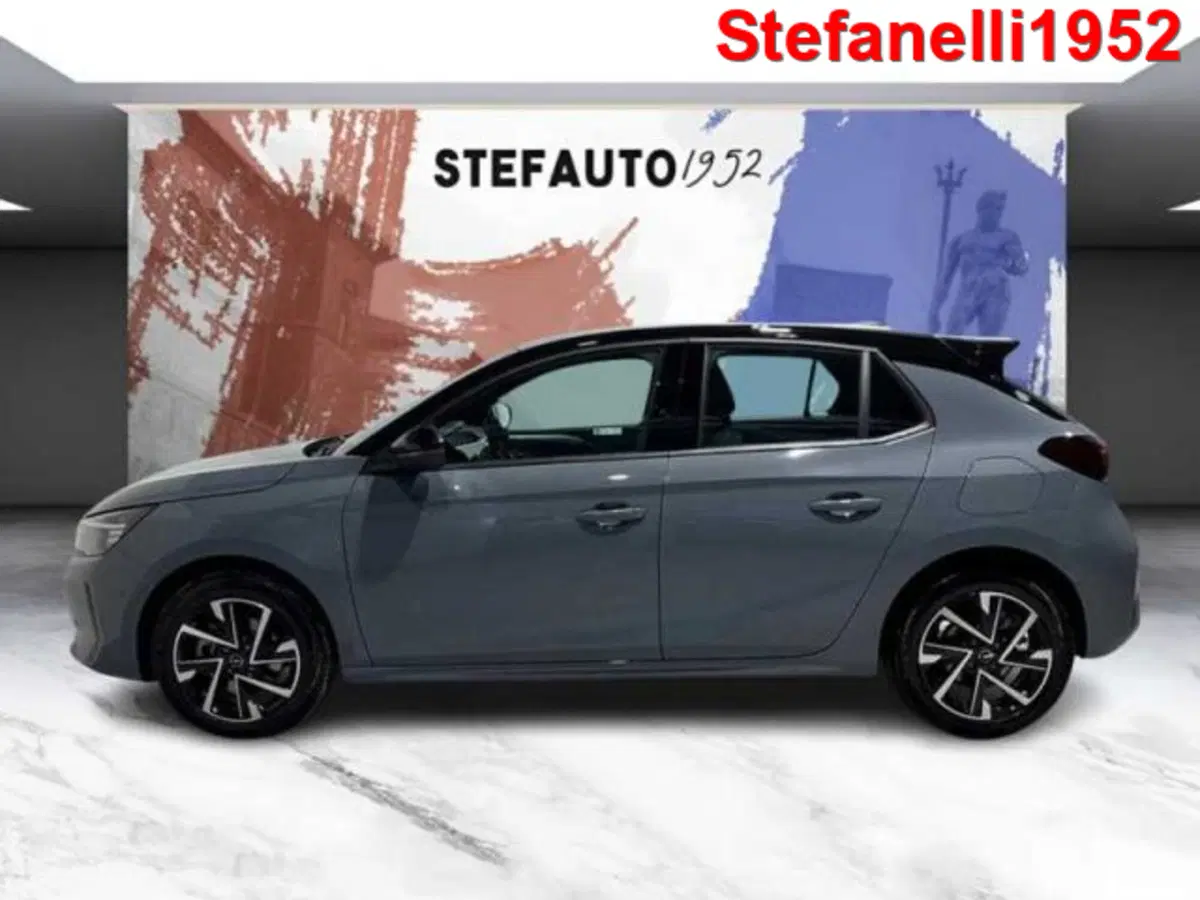 Opel Corsa nuova a Bologna (3)