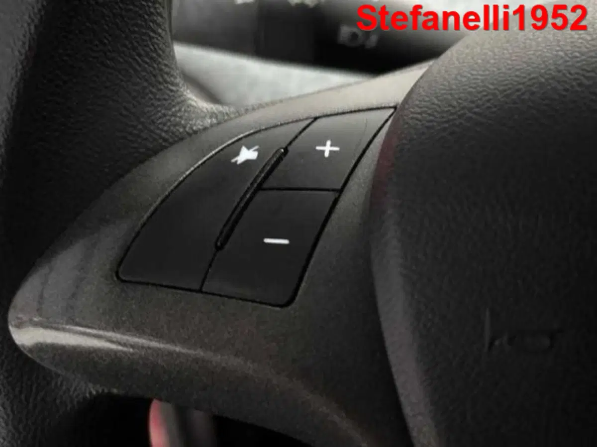 Lancia Ypsilon usata a Bologna (20)
