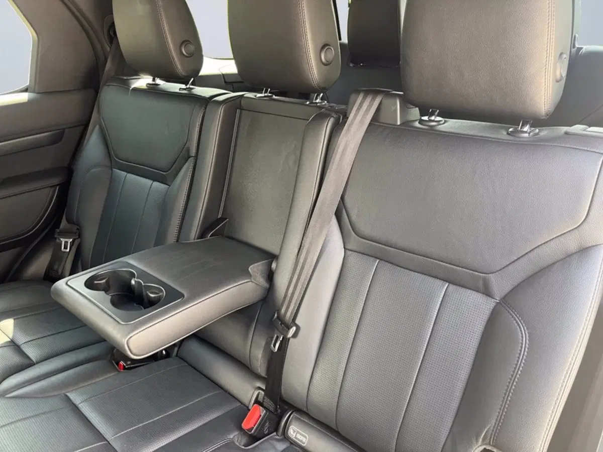 Land Rover Discovery Sport usata a Milano (12)