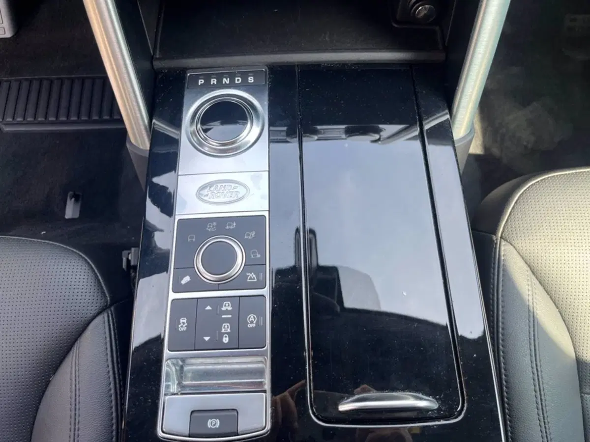 Land Rover Discovery Sport usata a Milano (16)