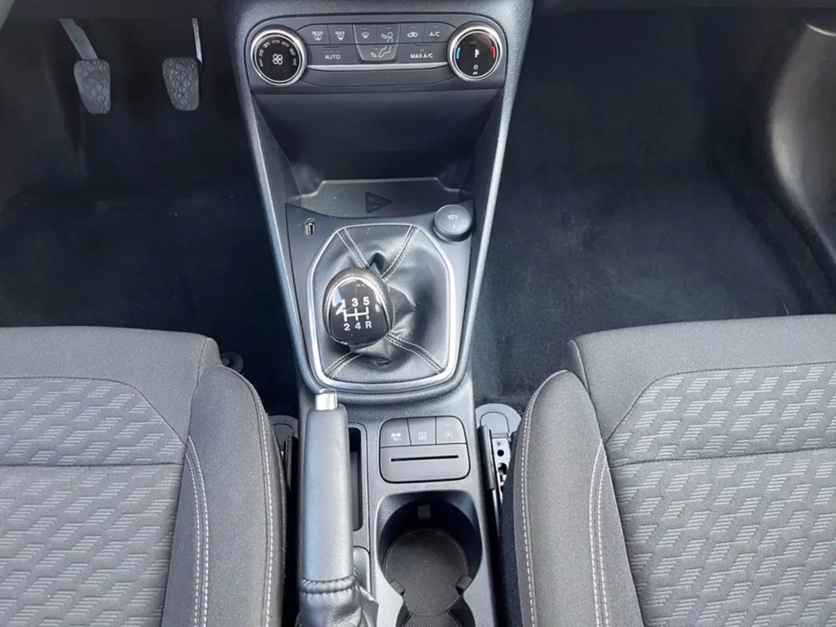 Ford Fiesta usata a Milano (16)
