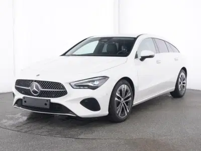 Mercedes-Benz CLA Shooting Brake 180 Shooting Brake Sport del 2025 usata a Abbiategrasso