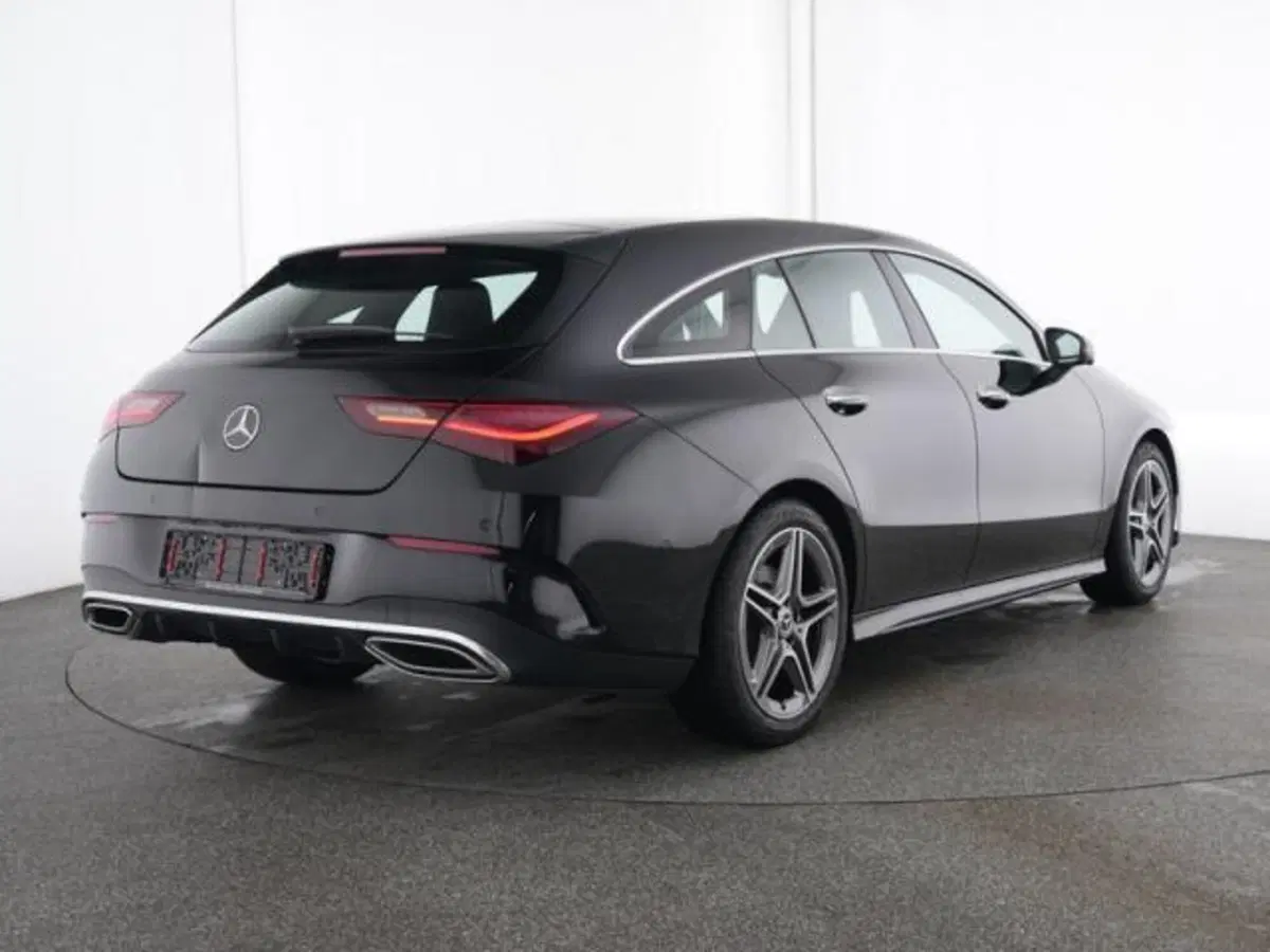 Mercedes-Benz CLA Shooting Brake usata a Milano (2)