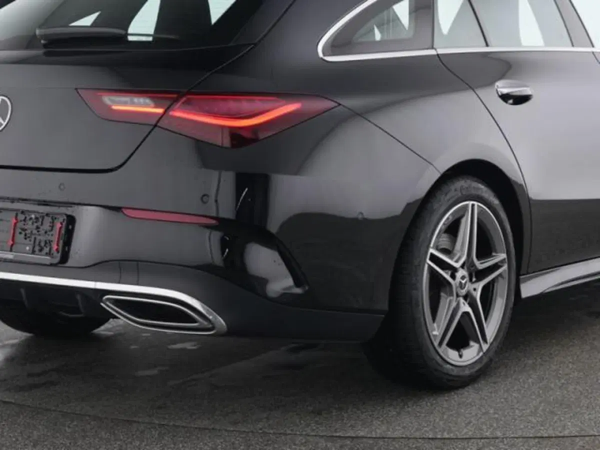 Mercedes-Benz CLA Shooting Brake usata a Milano (4)