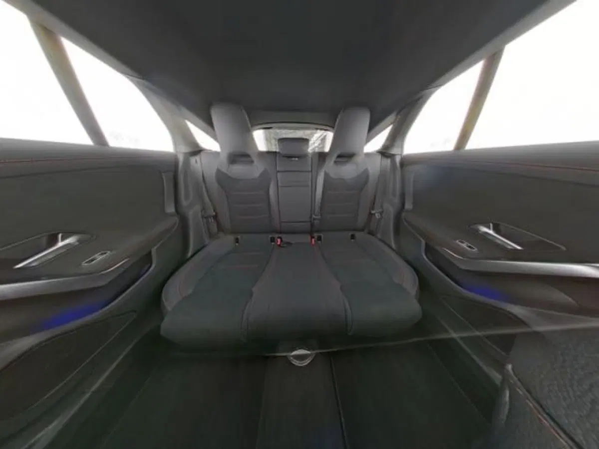 Mercedes-Benz CLA Shooting Brake usata a Milano (7)