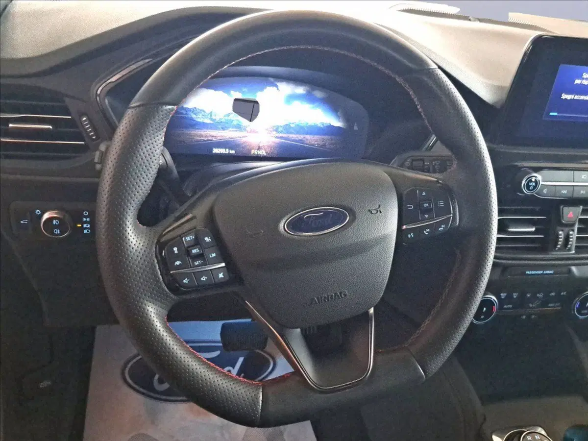 Ford Kuga usata a Milano (16)