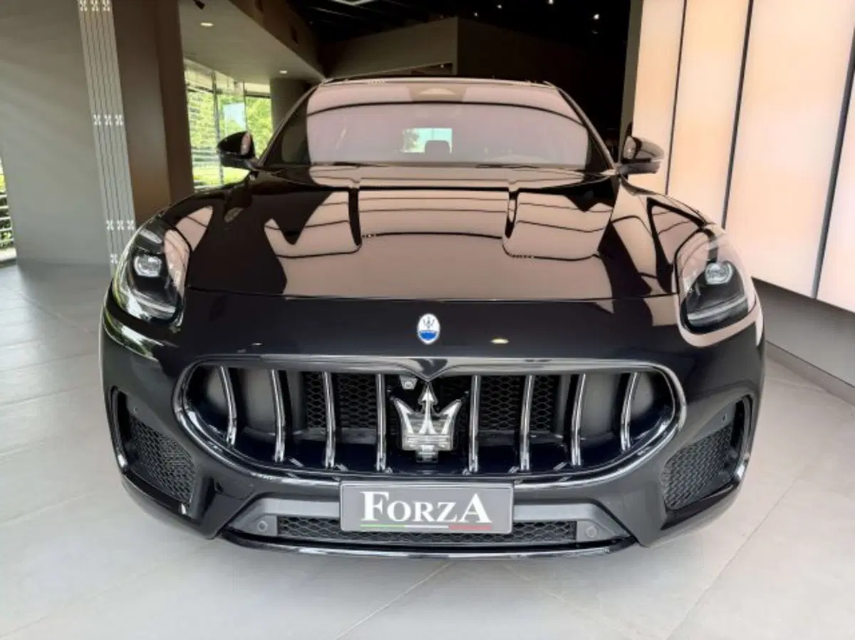 Maserati Grecale usata a Torino (2)