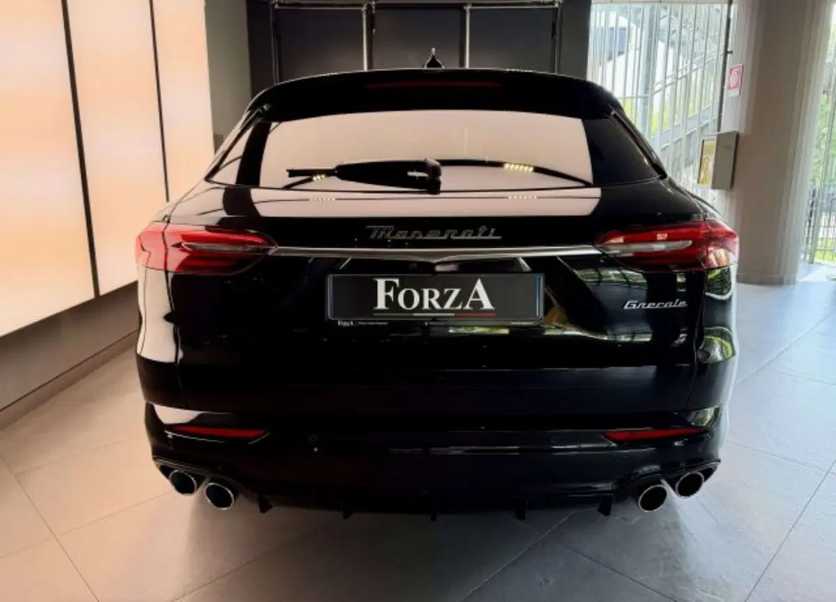 Maserati Grecale usata a Torino (7)