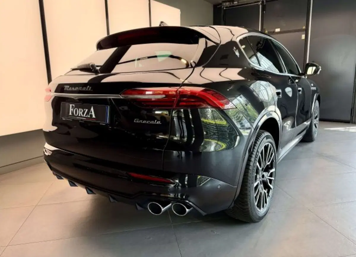 Maserati Grecale usata a Torino (8)
