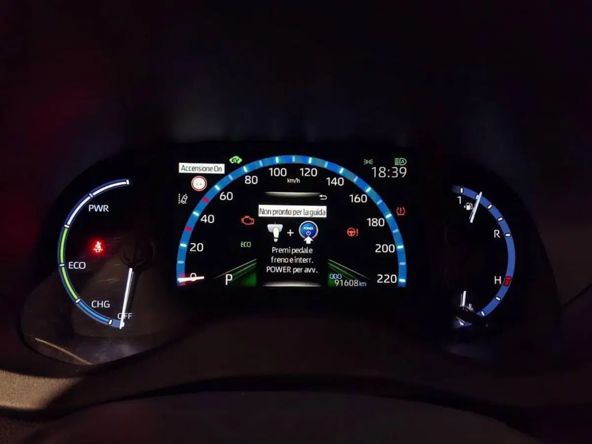 Toyota Yaris Cross usata a Torino (7)