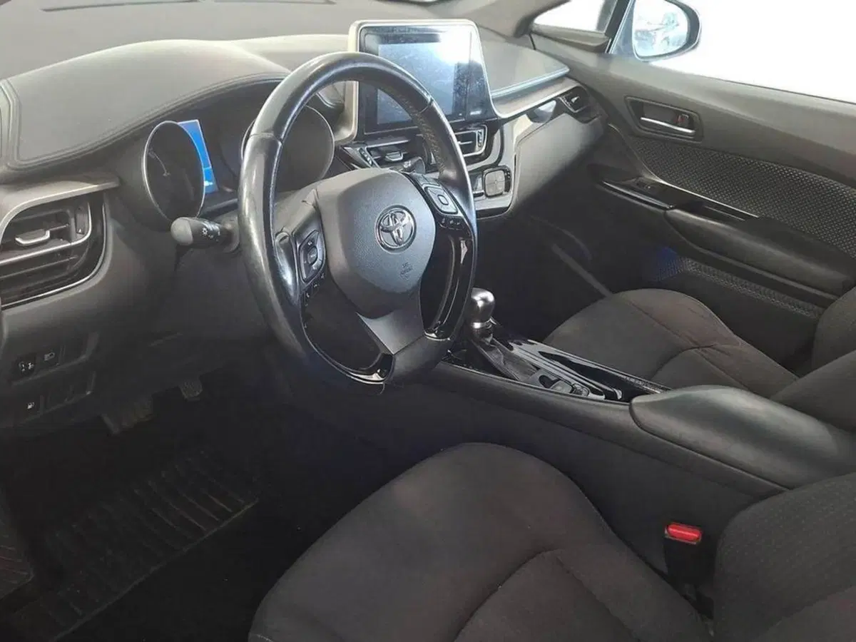 Toyota Toyota C-HR usata a Torino (11)