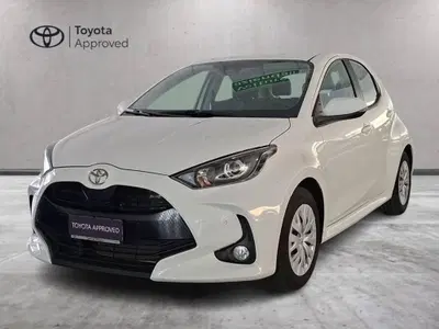 Toyota Yaris 1.0 5 porte Active del 2023 usata a Torino