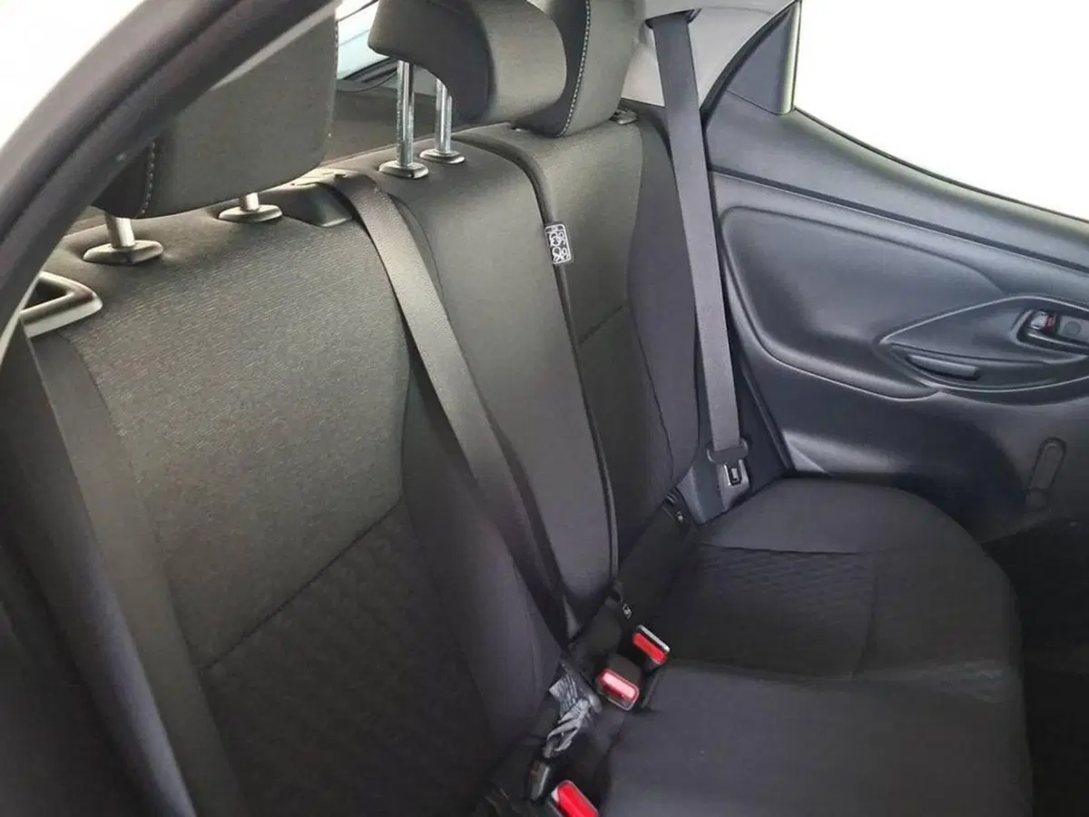 Toyota Yaris usata a Torino (11)