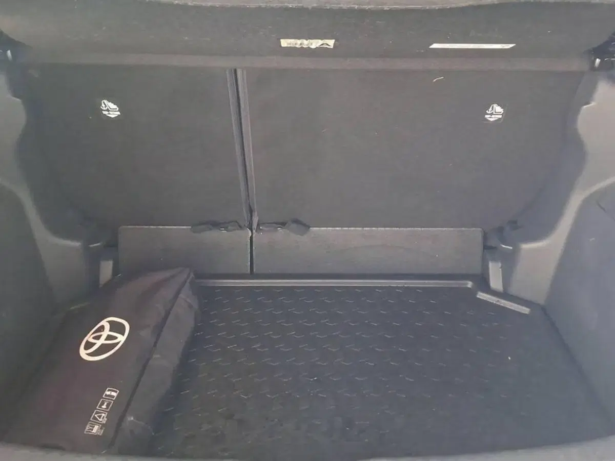 Toyota Yaris usata a Torino (12)