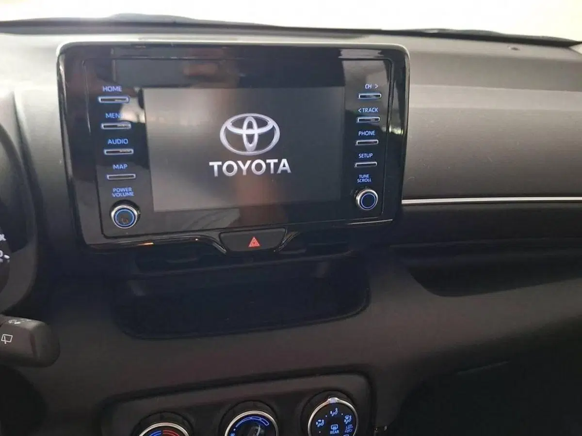 Toyota Yaris usata a Torino (7)