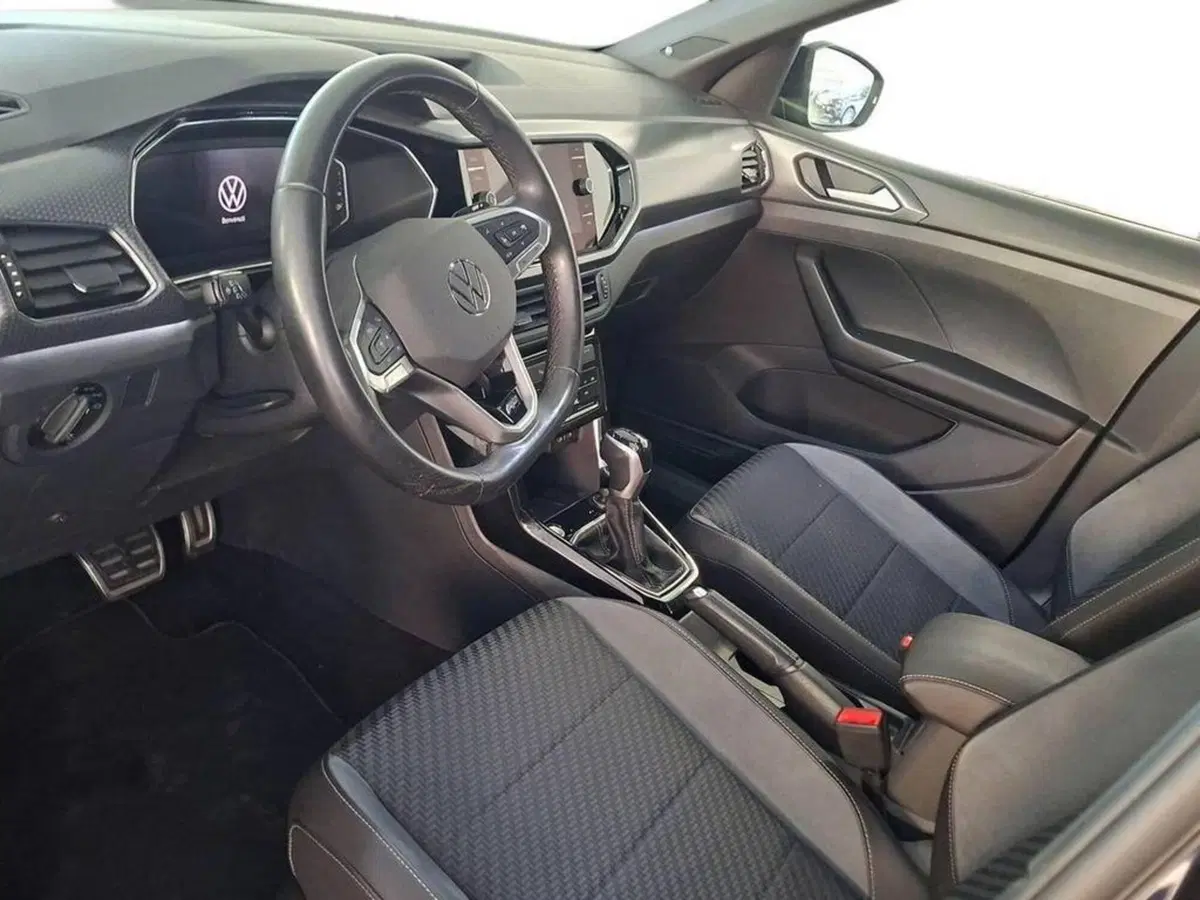 Volkswagen T-Cross usata a Torino (10)