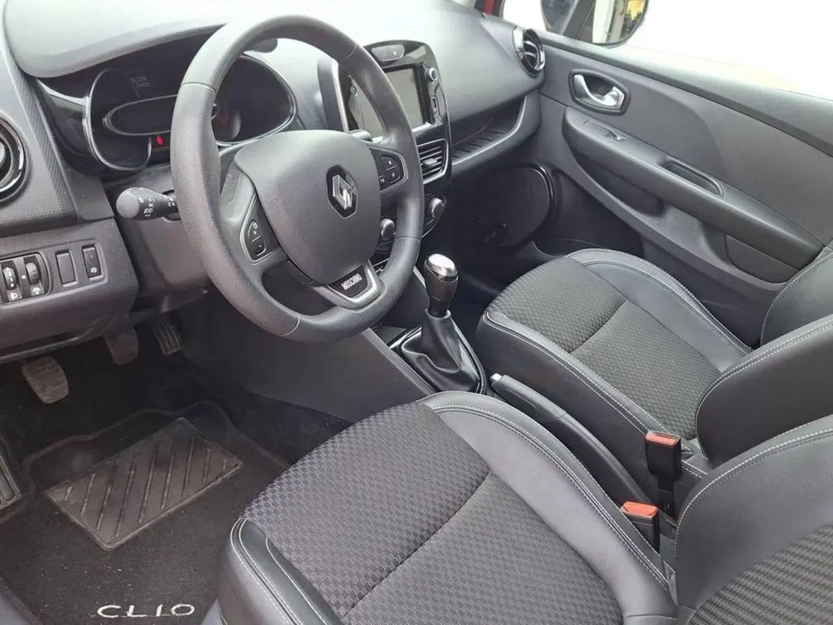 Renault Clio Sporter usata a Torino (9)