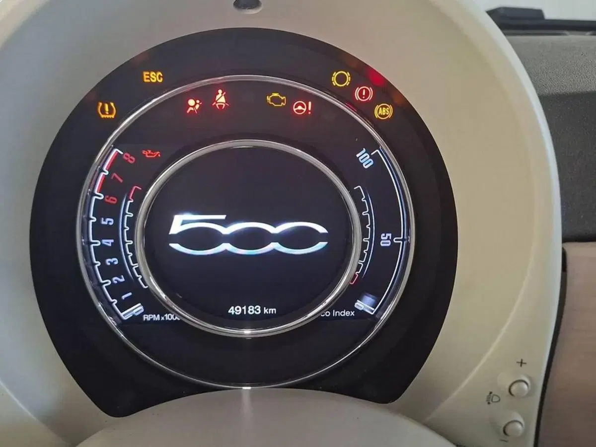 Fiat 500C Cabrio usata a Torino (6)
