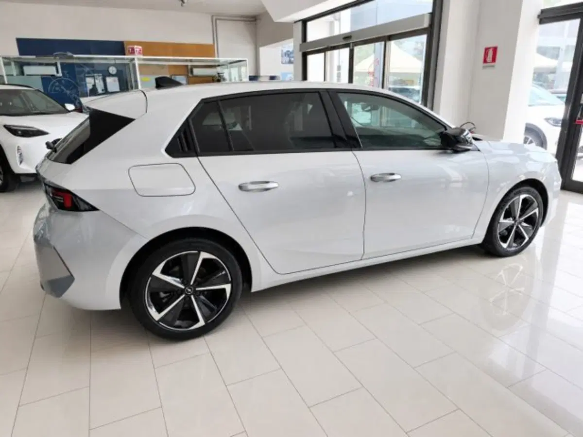 Opel Astra usata a Firenze (4)