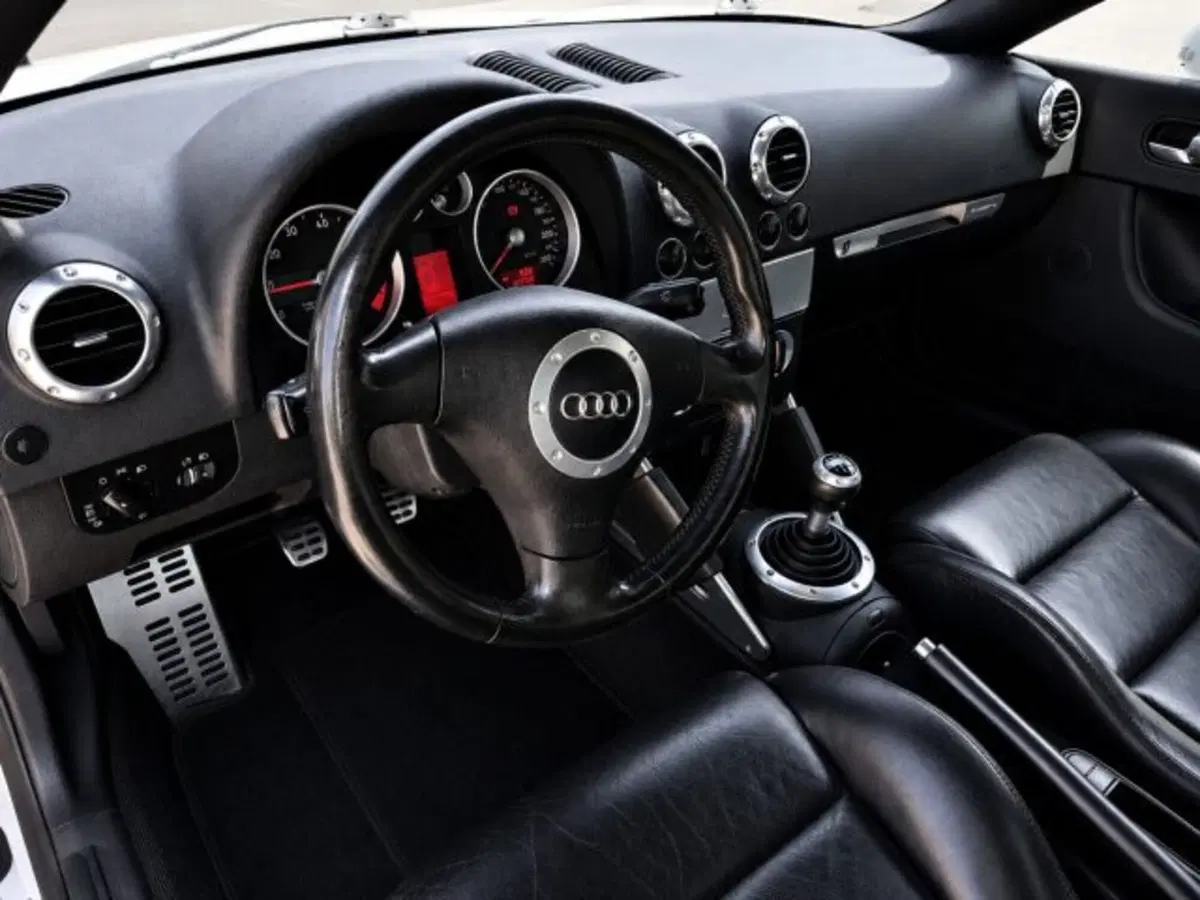 Audi TT Coupé usata a Firenze (9)