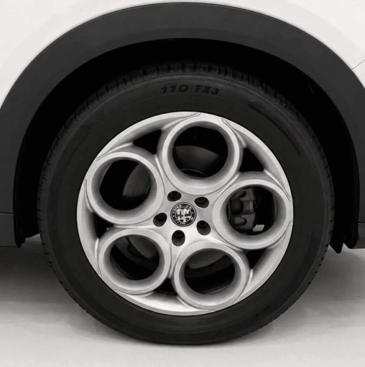 Alfa Romeo Tonale usata a Firenze (6)