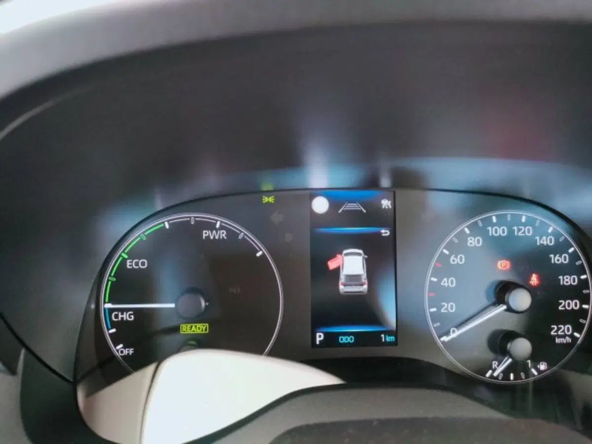 Toyota Yaris Cross nuova a Teramo (17)