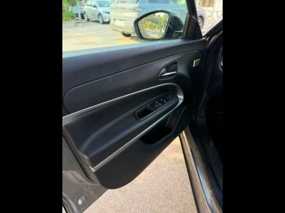 Jeep Avenger usata a Caltanissetta (17)