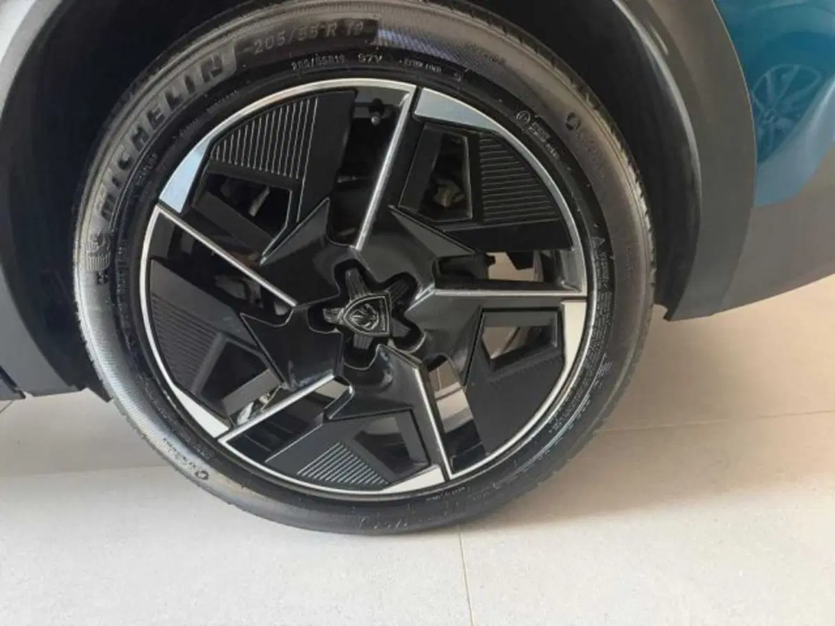 Peugeot 408 usata a Caltanissetta (17)