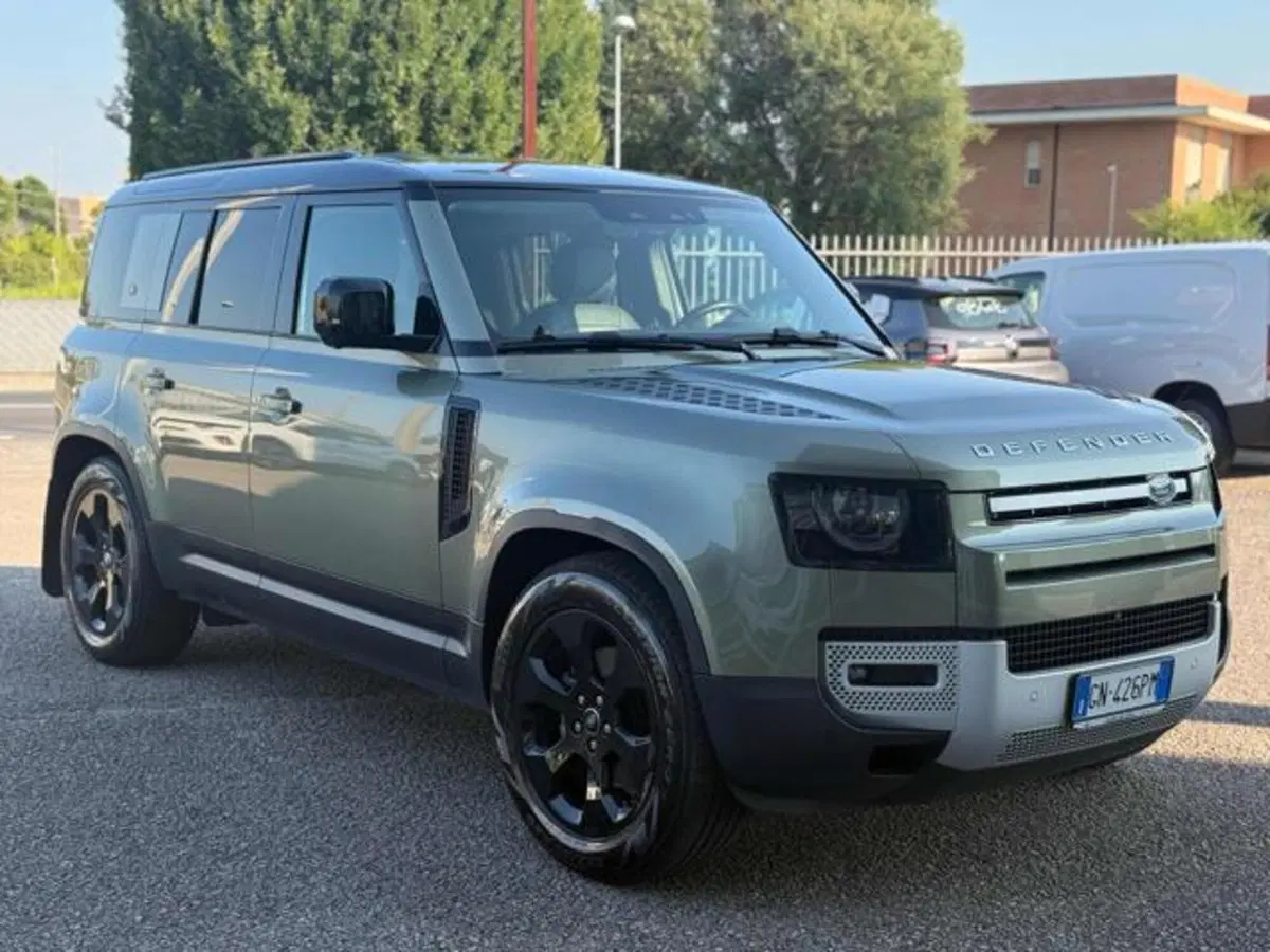 Land Rover Defender usata a Lucca