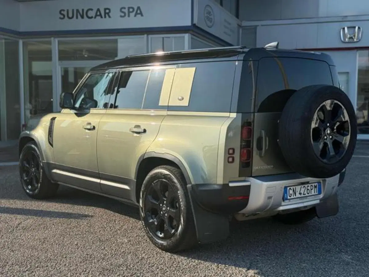 Land Rover Defender usata a Lucca (4)