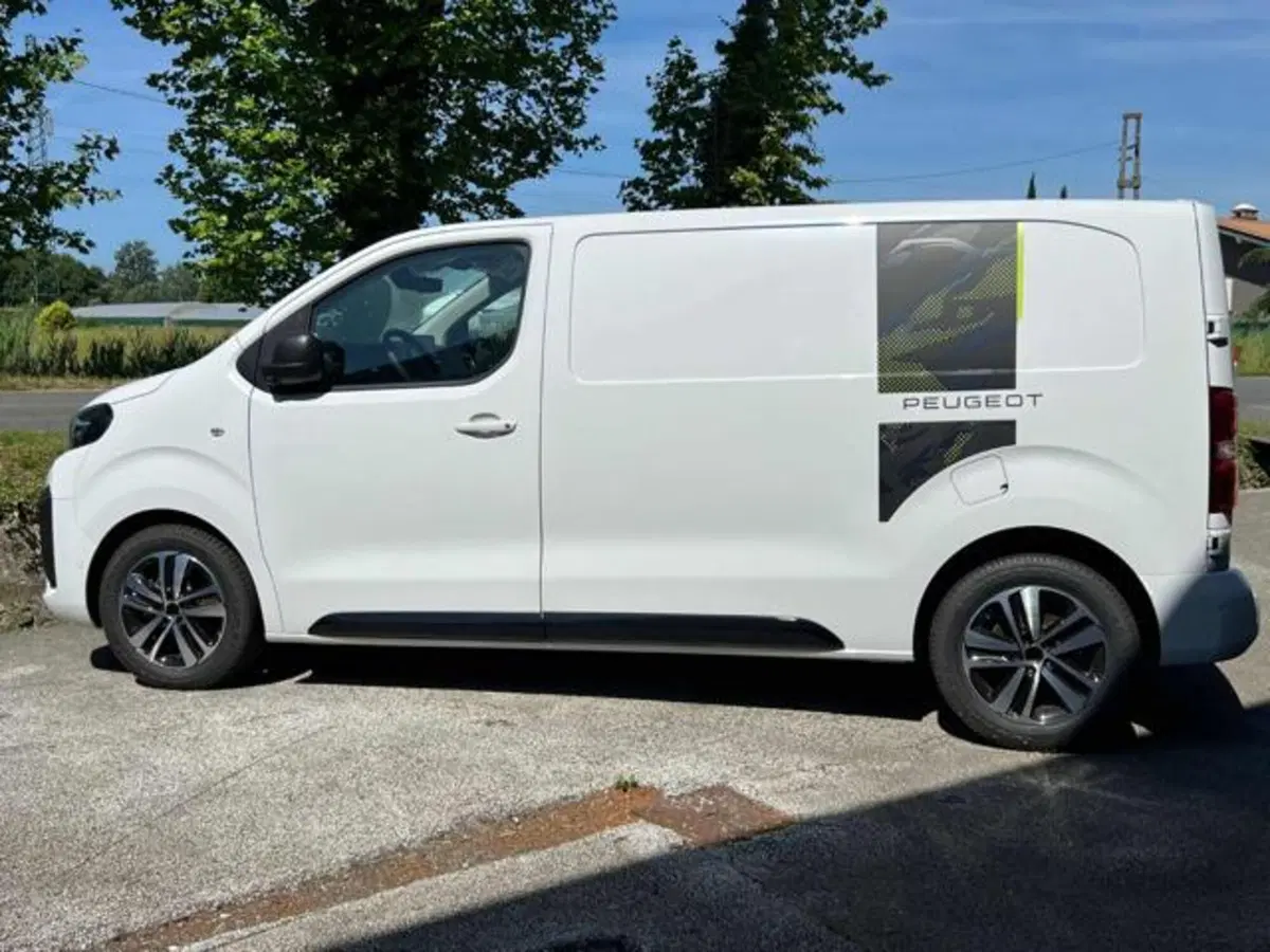 Peugeot Expert Furgone nuova a Lucca (3)
