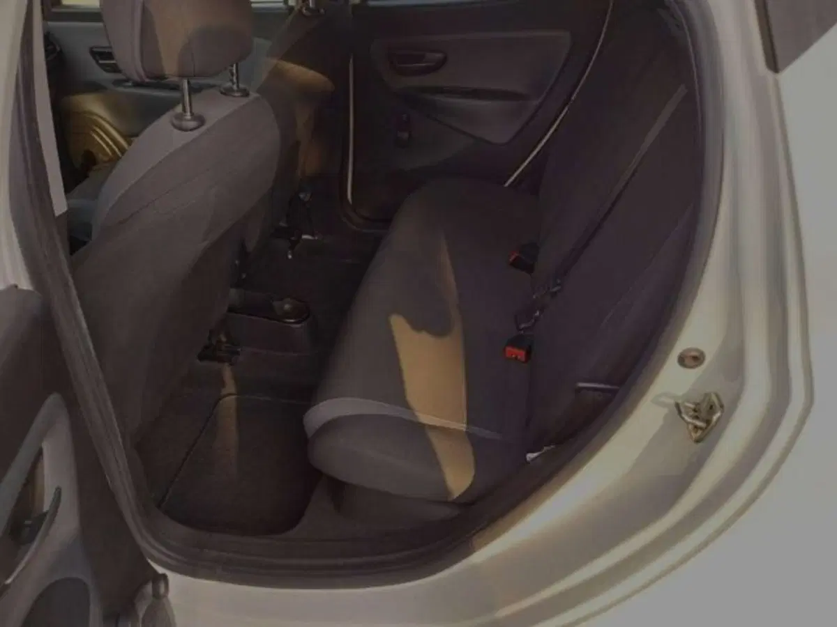 Lancia Ypsilon usata a Firenze (8)