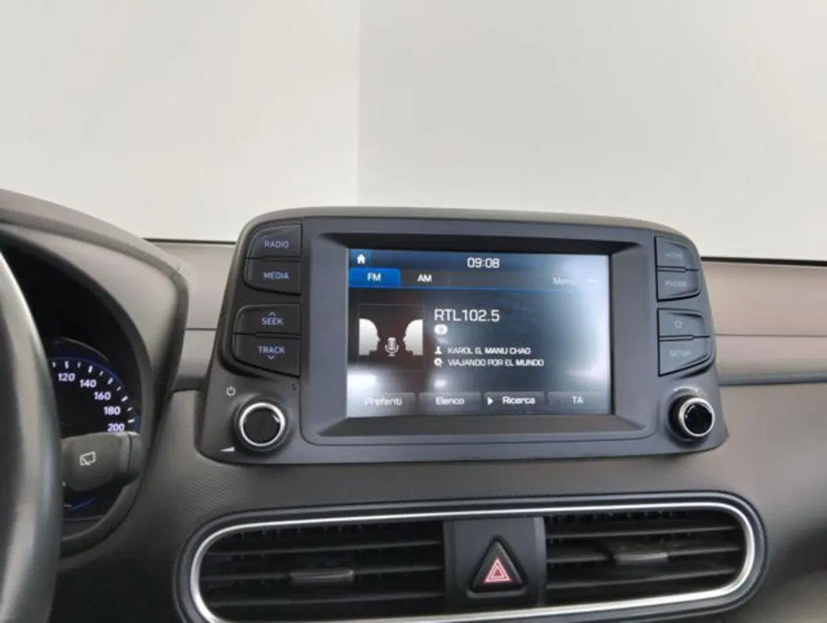 Hyundai Kona usata a Como (14)