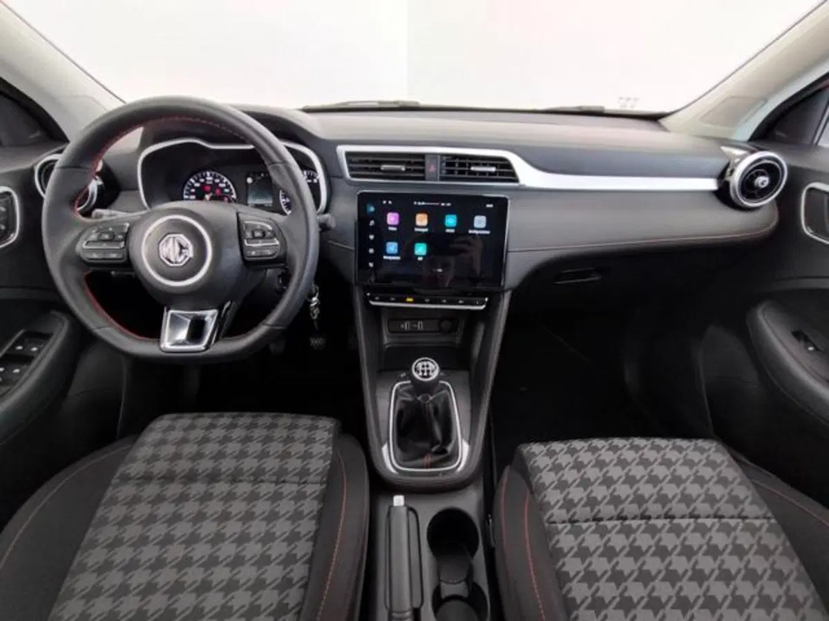 Mg ZS usata a Como (4)