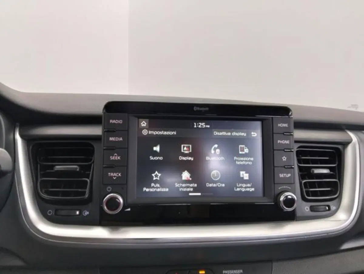 Kia Stonic usata a Como (13)