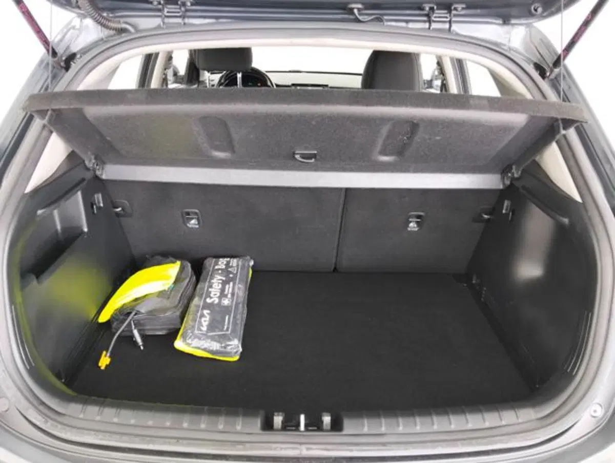 Kia Stonic usata a Como (15)