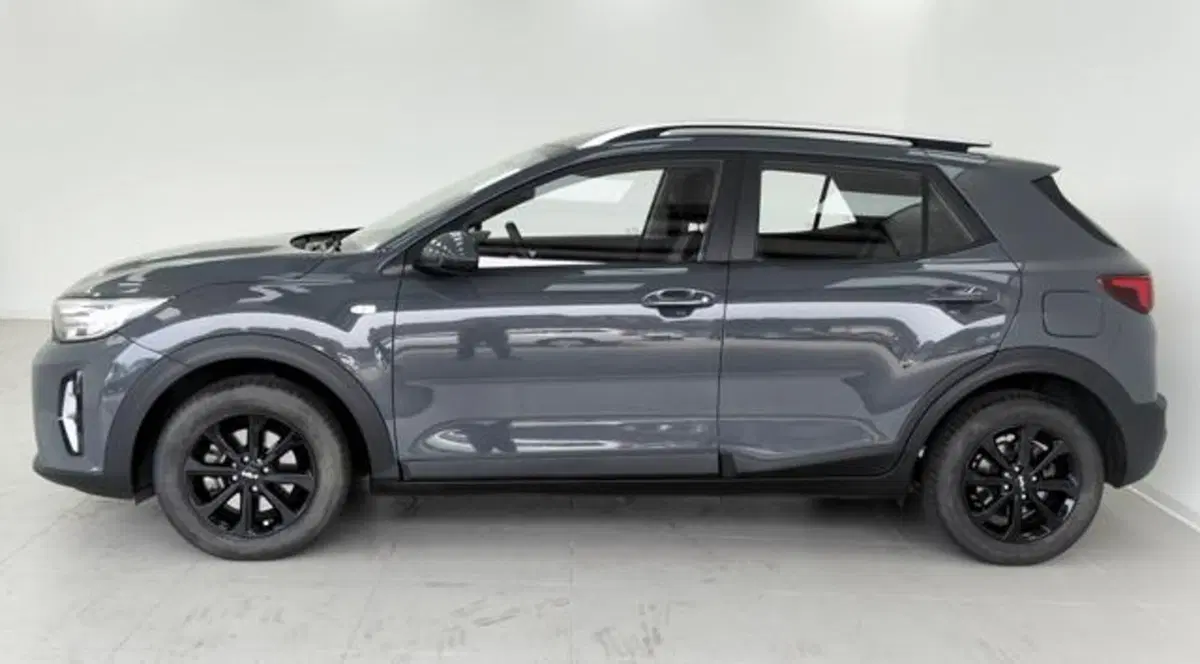 Kia Stonic usata a Como (8)